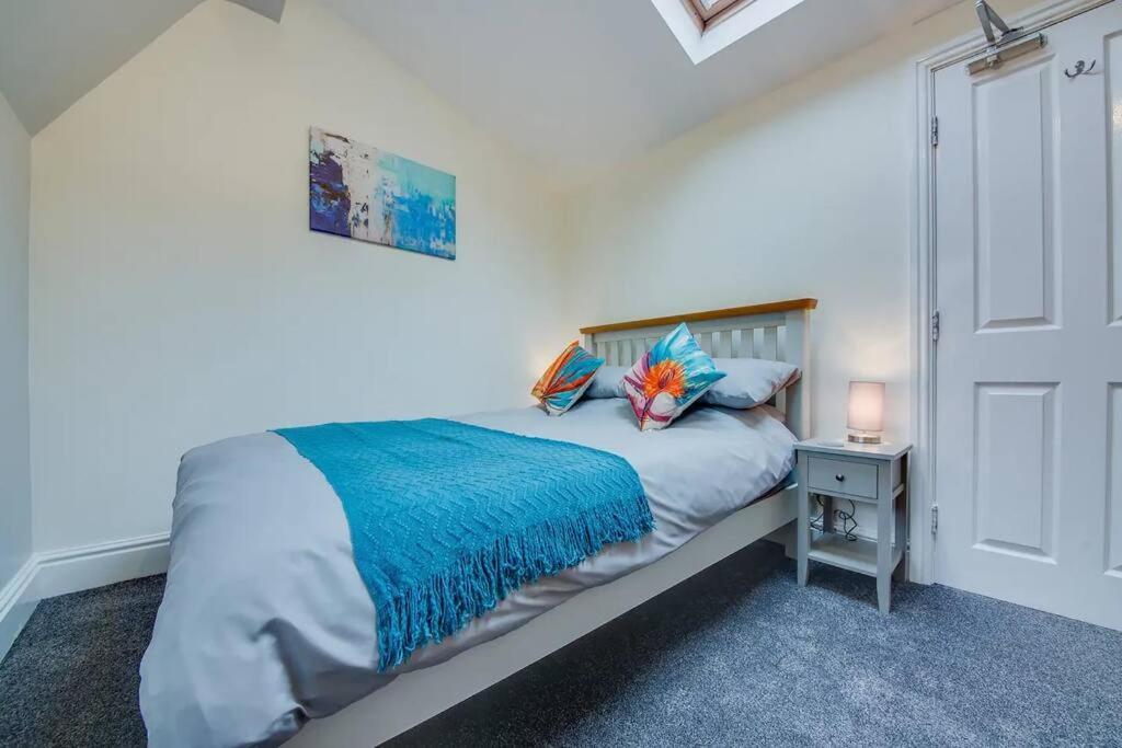 Вилла Brighton Terrace - Elegant 4 Bed Walkley Экстерьер фото